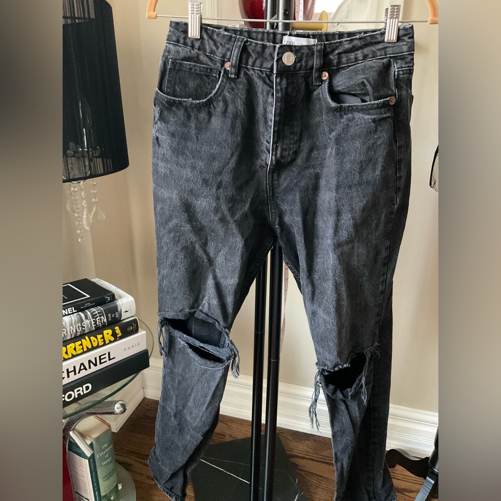 ZARA Black Distressed Jeans W14”